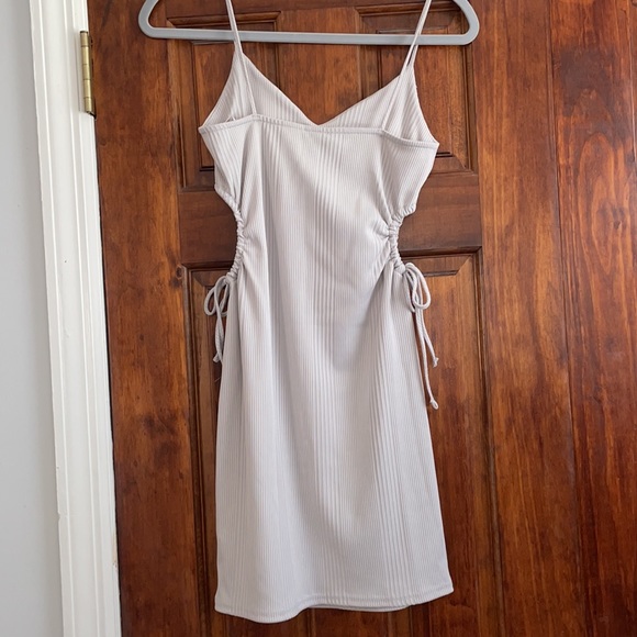 NEW no tags Topshop women’s juniors size 4 short cutout dress - Picture 4 of 6